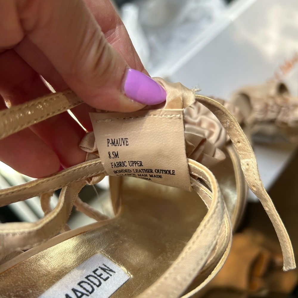 Steve Madden Women's Champagne platform Sandals vintage 2000’s